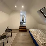 Forest - 3 Bedrooms & Free Parking * Gödöllő