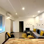 公寓 Forest - 3 Bedrooms & Free Parking