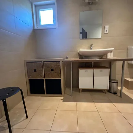 Forest - 3 Bedrooms & Free Parking * Gödöllő