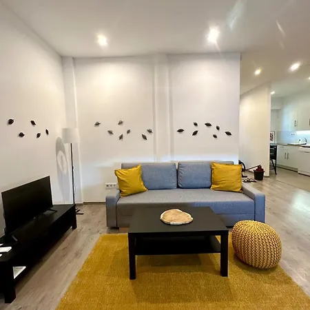 Apartment Forest - 3 Bedrooms & Free Parking