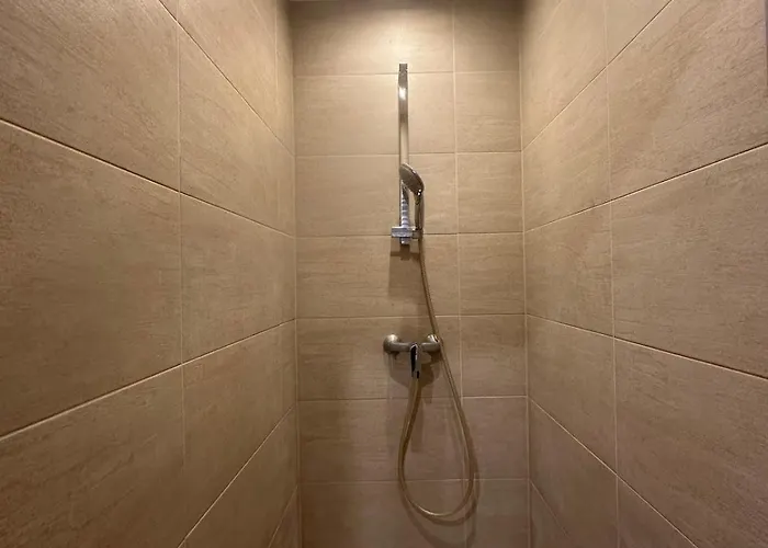 Forest - 3 Bedrooms & Free Parking * Gödöllő